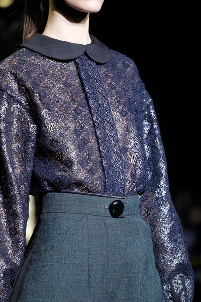 Look 62